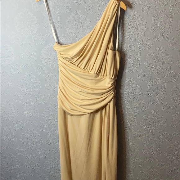 NWT Vera Wang Cream one shoulder jersey dress - Picture 2 of 6